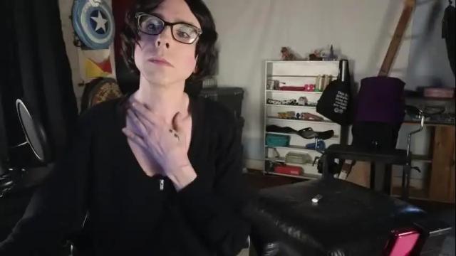 Image 4 of april_show_her Stream on Chaturbate on 1 month ago