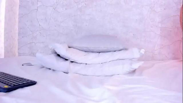Image 2 of aprilalen Stream on Chaturbate on 23 days ago