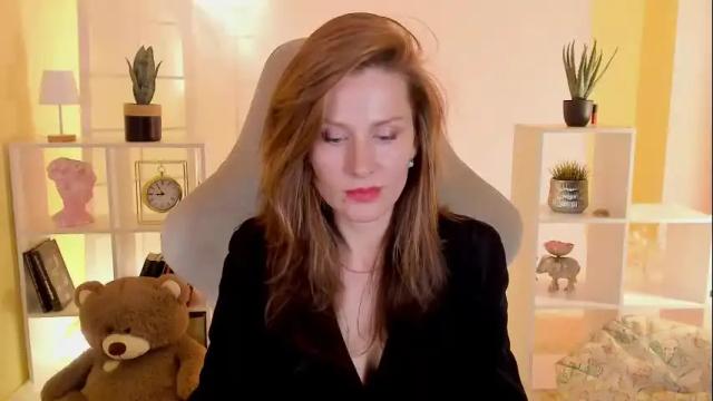 Image 3 of aprill_o_nill Stream on Chaturbate on 1 month ago