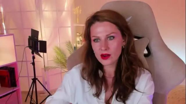 Image 12 of aprill_o_nill Stream on Chaturbate on 29 days ago