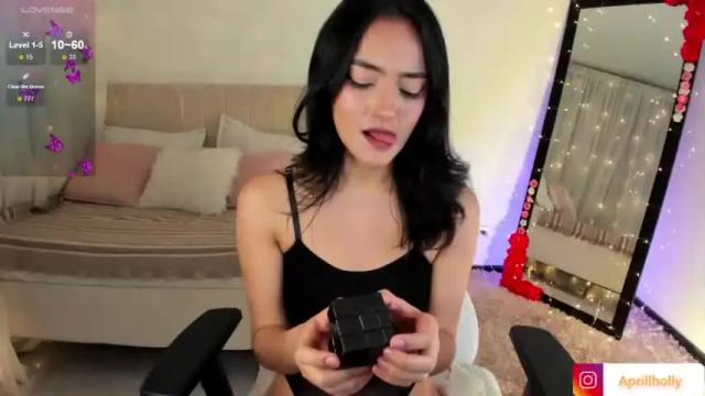 Image 10 of aprillholly Stream on Chaturbate on 21 months ago