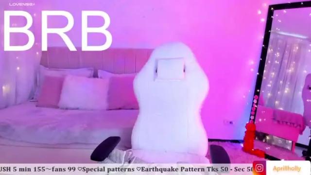 Image 12 of aprillholly Stream on Chaturbate on 21 months ago