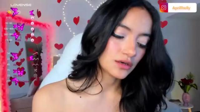 Image 12 of aprillholly Stream on Chaturbate on 21 months ago