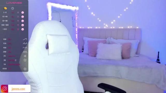 Thumbnail 3, aprillholly's Stream at Chaturbate, 19 months ago