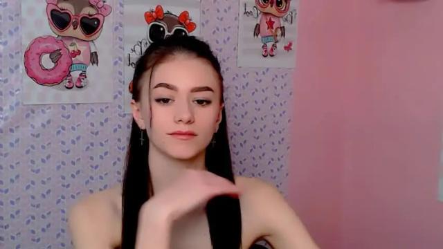 Image 12 of aprillswift_ Stream on Chaturbate on 16 months ago