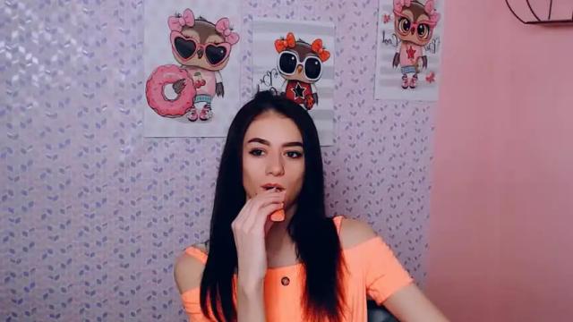 Image 6 of aprillswift_ Stream on Chaturbate on 16 months ago