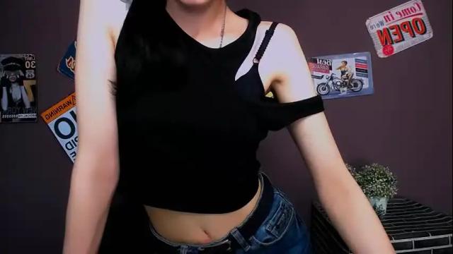 Image 4 of aprillswift_ Stream on Chaturbate on 13 days ago