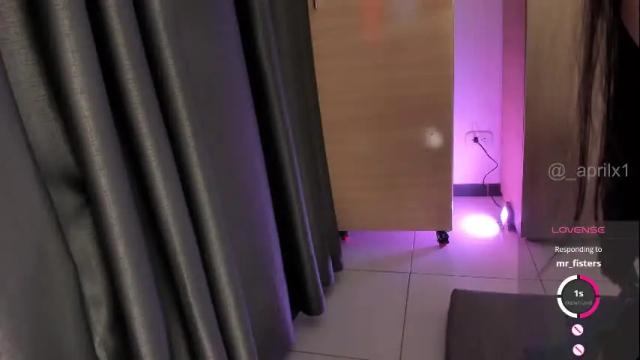 Image 4 of aprilpalmers Stream on Chaturbate on 1 month ago