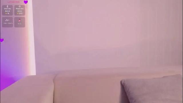 Image 6 of aprilrhodes_ Stream on Chaturbate on 1 month ago