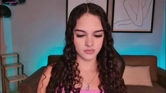 Image 8 of aprilrhodes_ Stream on Chaturbate on 1 month ago