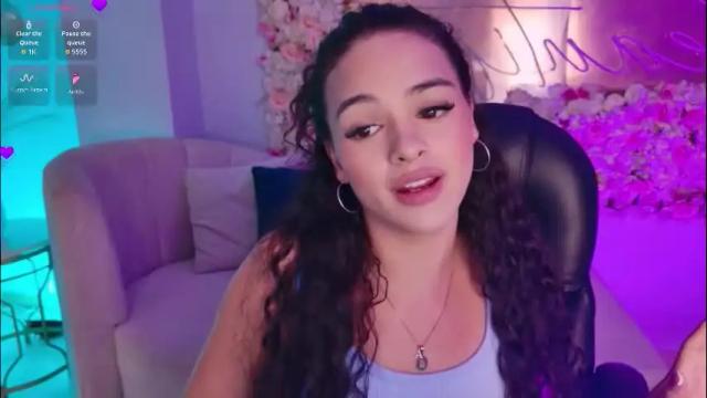 Image 6 of aprilrhodes_ Stream on Chaturbate on 1 month ago