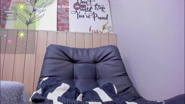 Image 3 of aprilricci Stream on Chaturbate on 2 months ago