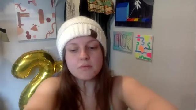 Image 3 of aprilshowers23 Stream on Chaturbate on 17 months ago