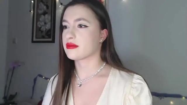 Image 11 of apsaraavadinah Stream on Chaturbate on 14 months ago