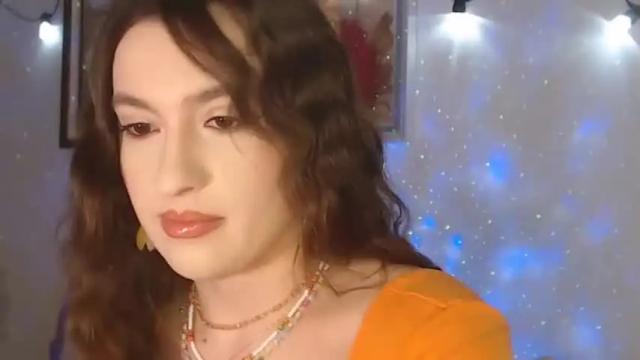 Image 10 of apsaraavadinah Stream on Chaturbate on 12 months ago