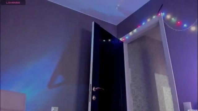 Image 8 of aqualen Stream on Chaturbate on 15 days ago