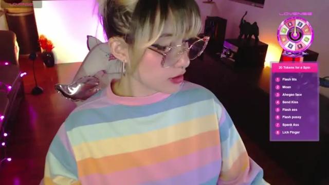 Image 4 of aquamarinebubble Stream on Chaturbate on 14 months ago
