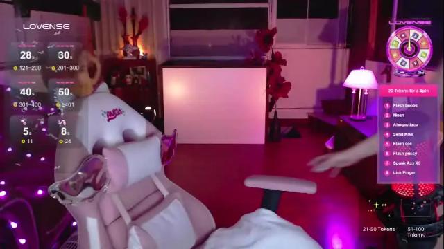 Image 4 of aquamarinebubble Stream on Chaturbate on 4 days ago