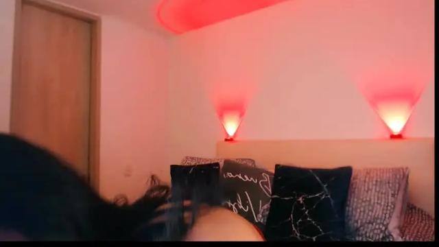 Image 6 of aquarelaa Stream on Chaturbate on 19 months ago