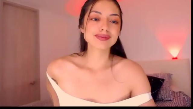 Image 11 of aquarelaa Stream on Chaturbate on 17 months ago