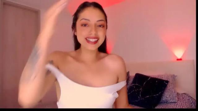 Image 6 of aquarelaa Stream on Chaturbate on 17 months ago