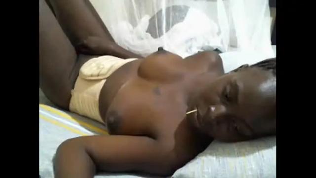 Image 6 of ara_bellah Stream on Chaturbate on 9 months ago