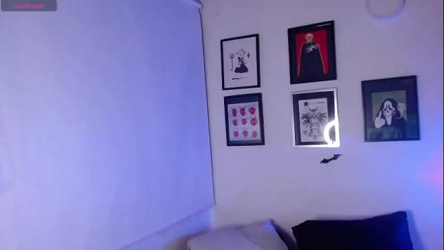 Image 2 of arabella_stone Stream on Chaturbate on 15 days ago