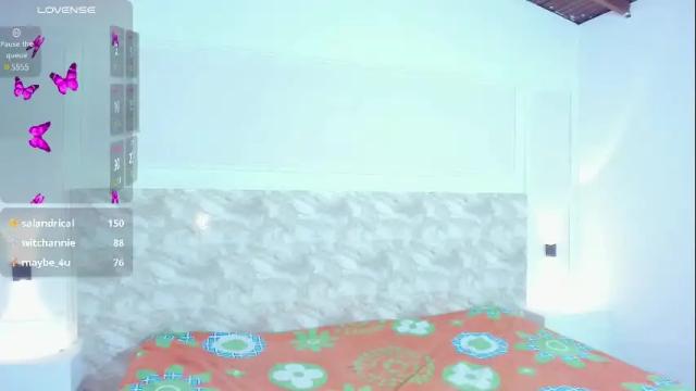 Image 3 of araevans1 Stream on Chaturbate on 1 month ago
