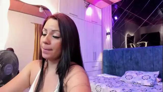 Image 6 of arbella_grey Stream on Chaturbate on 25 days ago