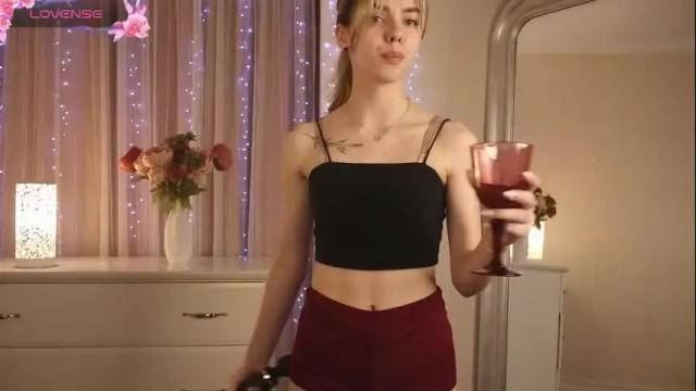Image 12 of ardithbulson Stream on Chaturbate on 27 days ago