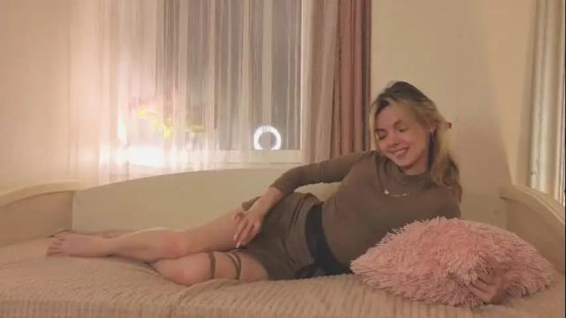 Image 3 of ardithbulson Stream on Chaturbate on 11 days ago