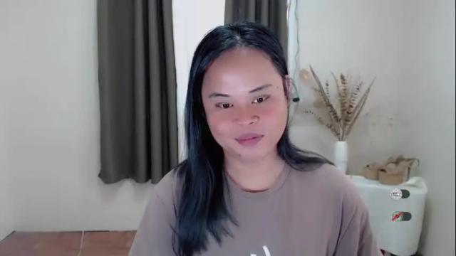 Image 7 of arella_babes Stream on Chaturbate on 8 months ago