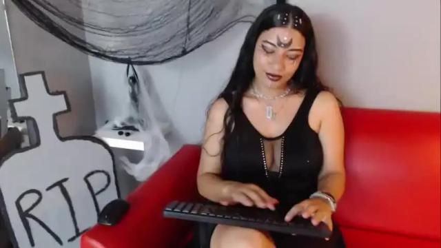 Image 4 of ares_galanis Stream on Chaturbate on 19 months ago