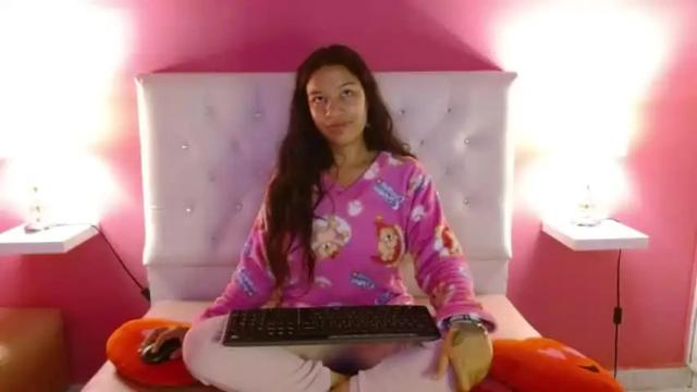 Image 2 of ares_galanis Stream on Chaturbate on 19 months ago