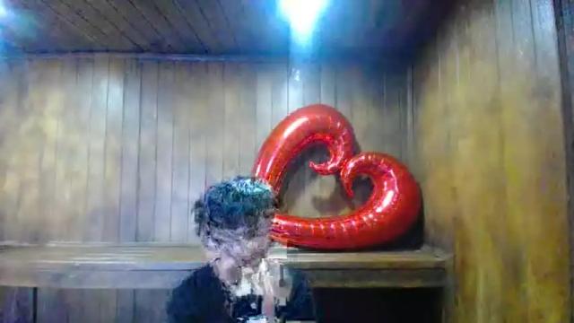 Image 7 of arescollings Stream on Chaturbate on 24 months ago