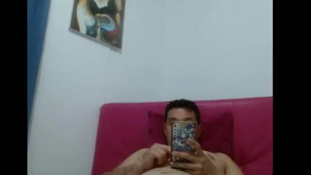 Image 6 of aress__adameck Stream on Chaturbate on 13 months ago