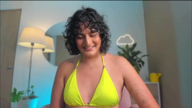 Image 12 of ari_artis Stream on Chaturbate on 13 months ago