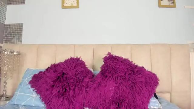 Image 12 of ari_barthon Stream on Chaturbate on 14 months ago