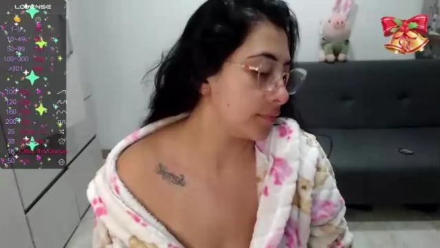 Image 10 of ari_ferrarii Stream on Chaturbate on 17 months ago