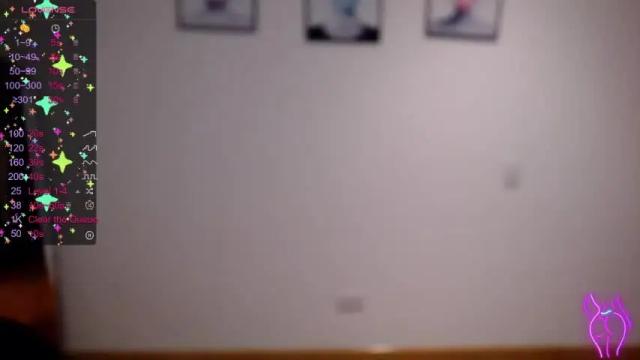 Image 2 of ari_ferrarii Stream on Chaturbate on 16 months ago