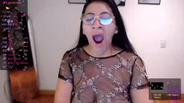 Image 4 of ari_ferrarii Stream on Chaturbate on 16 months ago