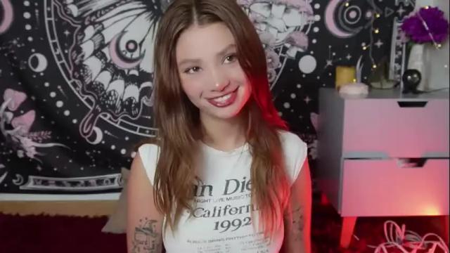 Image 8 of ari_kat666 Stream on Chaturbate on 22 days ago