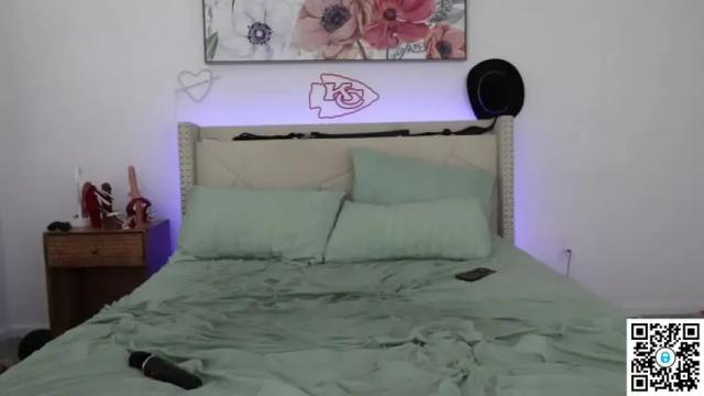 Image 2 of ari_lovexo Stream on Chaturbate on 1 month ago