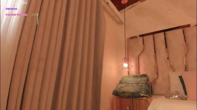 Image 11 of ari_monet Stream on Chaturbate on 1 month ago