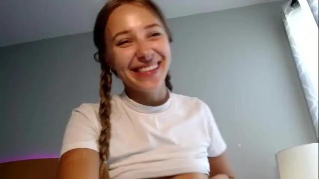 Image 12 of ari_starry Stream on Chaturbate on 24 months ago