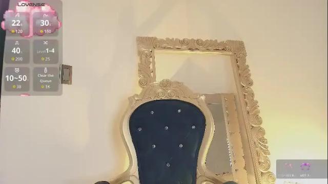 Image 2 of ari_sunshine Stream on Chaturbate on 1 month ago