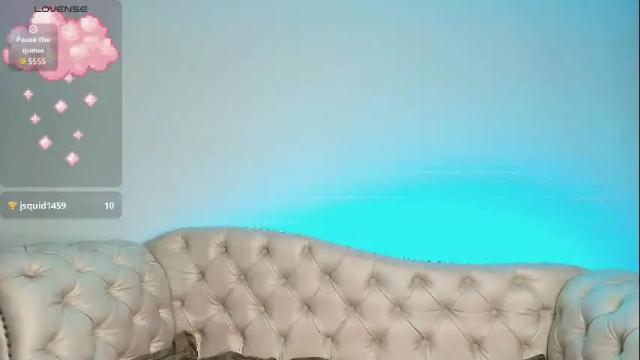 Image 12 of ari_sunshine Stream on Chaturbate on 1 month ago