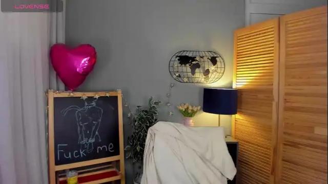 Image 6 of aria69stars Stream on Chaturbate on 4 months ago