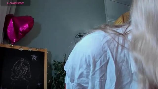 Image 3 of aria69stars Stream on Chaturbate on 2 months ago