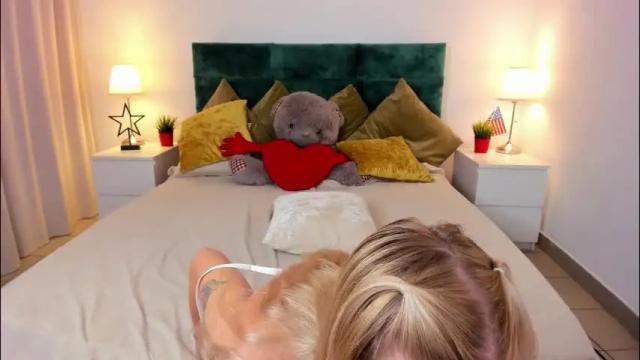 Image 3 of aria69stars Stream on Chaturbate on 1 month ago